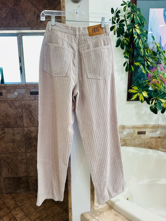 BDG Urban Outfitters Light Tan High Rise Baggy Wide Leg Corduroy Pants Size 27 - Picture 7 of 13